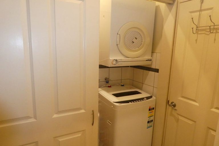 Photo of property in Hb Apartments, 8/3 Holland Street, Te Aro, Wellington, 6011