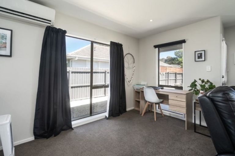 Photo of property in 13 Colac Street, Avondale, Christchurch, 8061