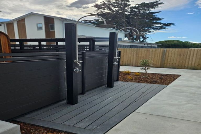 Photo of property in 2/6 Bowhill Road, New Brighton, Christchurch, 8083