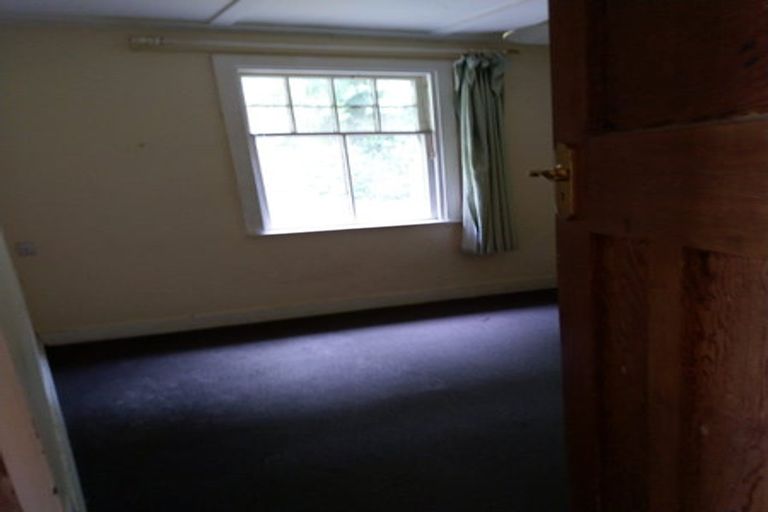 Photo of property in 412 Queens Drive, Lyall Bay, Wellington, 6022