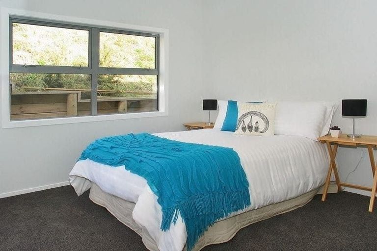 Photo of property in 30 Frances Brown Avenue, Aotea, Porirua, 5024