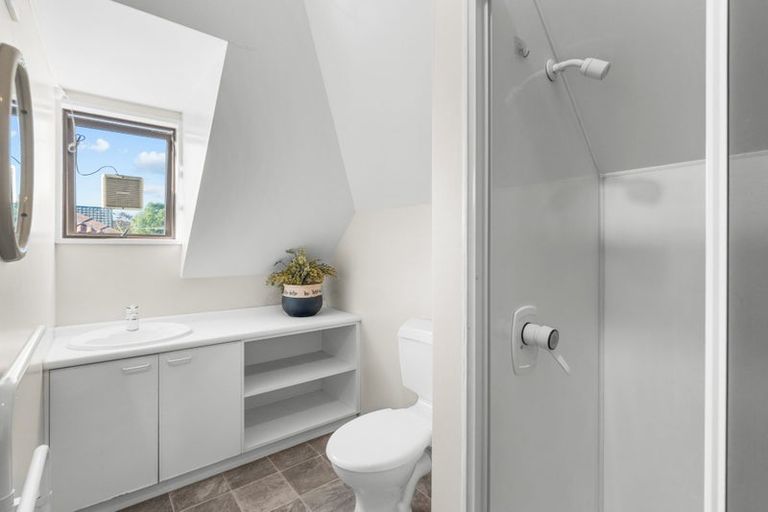 Photo of property in 26 Broadfell Avenue, Avonhead, Christchurch, 8042