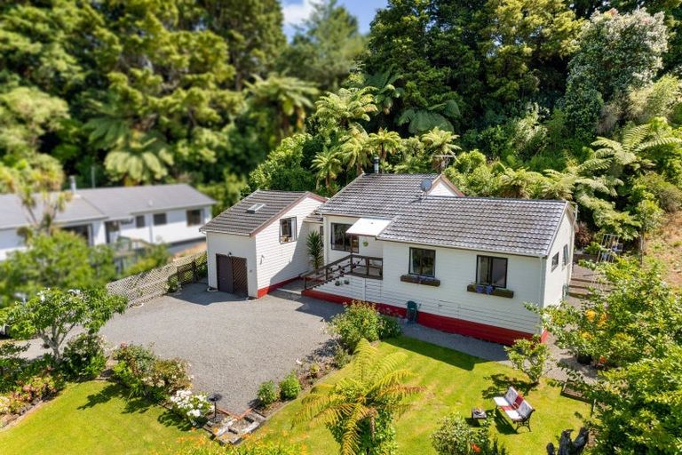 Photo of property in 128 Rahui Road, Otaki, 5512