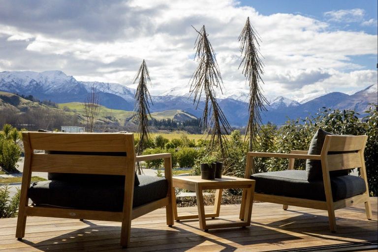 Photo of property in Kawarau Heights, 21 Kawarau Heights Boulevard, Lake Hayes, Queenstown, 9304