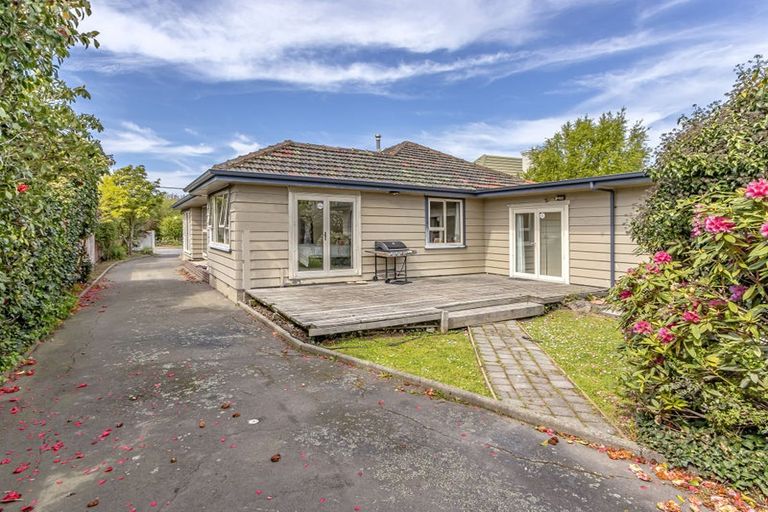 Photo of property in 3 Barlow Street, Ilam, Christchurch, 8041