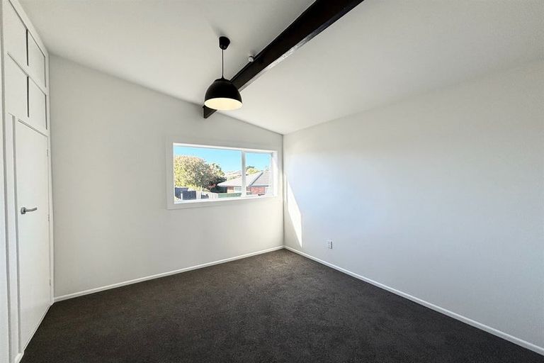 Photo of property in 2/151 Estuary Road, South New Brighton, Christchurch, 8062