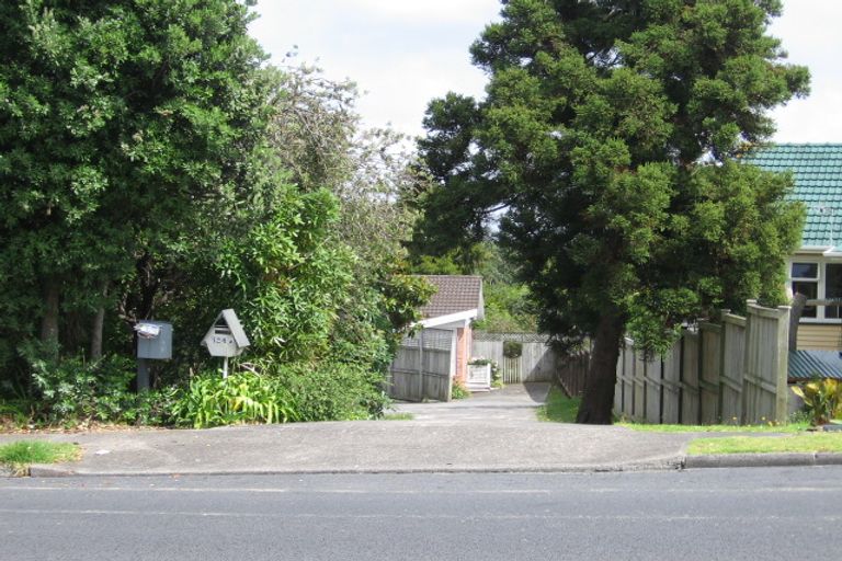 Photo of property in 1/154 East Coast Road, Forrest Hill, Auckland, 0620