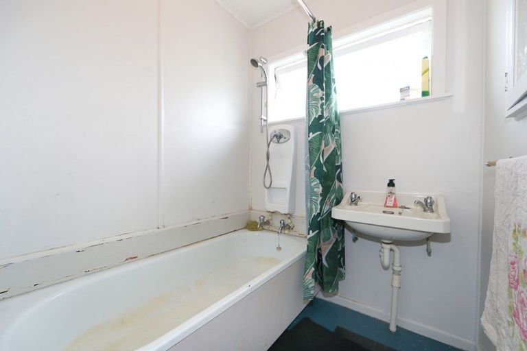 Photo of property in 407 Huia Place, Camberley, Hastings, 4120