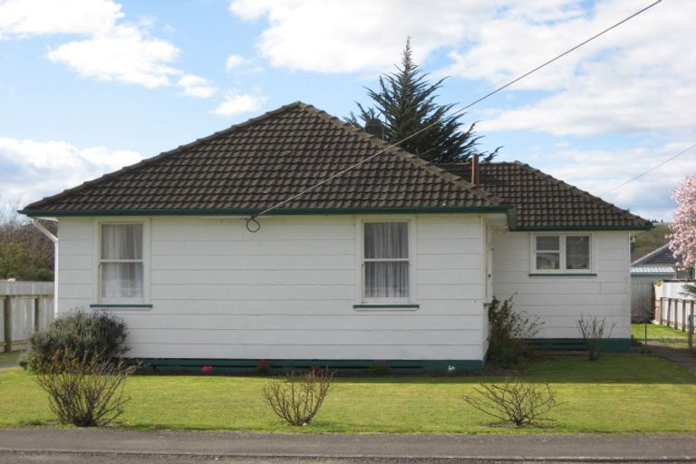 Photo of property in 26 Bibby Street, Waipawa, 4210