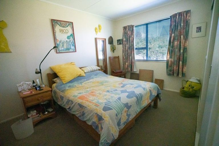 Photo of property in 8 Kauri Drive, Waiuku, 2123