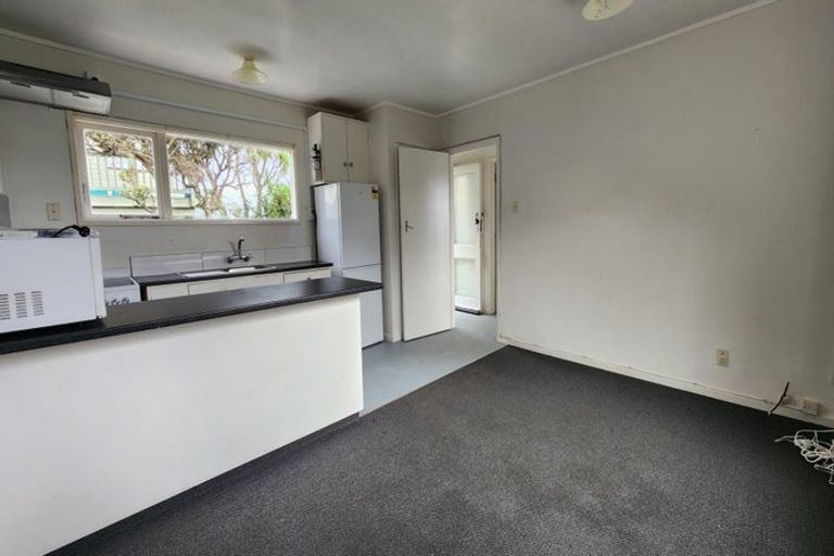 Photo of property in 13a Bedford Street, Northland, Wellington, 6012