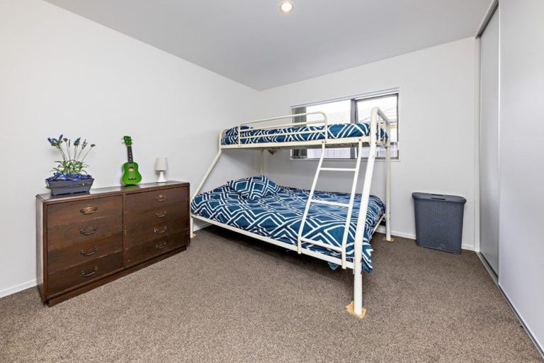 Photo of property in 25 Kotuku Crescent, Takanini, 2112