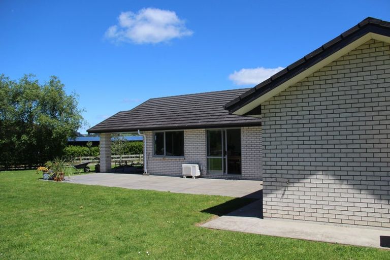 Photo of property in 17 Downer Access Road, Kaukapakapa, 0873