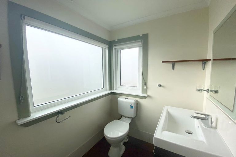 Photo of property in 1/33 Rua Road, Glen Eden, Auckland, 0602