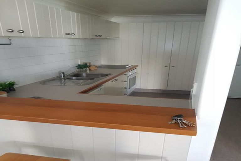 Photo of property in Kelvin House, 1e/16 The Terrace, Wellington Central, Wellington, 6011