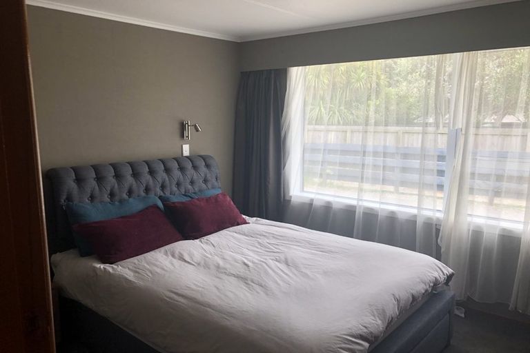 Photo of property in 22 Carthew Street, Okato, 4335