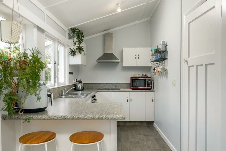 Photo of property in 37 Eltham Road, Blenheim, 7201