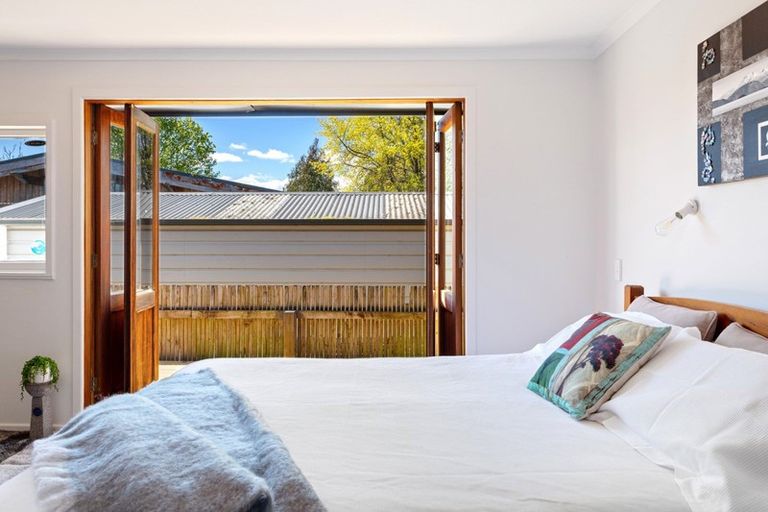 Photo of property in 66 Matuku Street, Two Mile Bay, Taupo, 3330