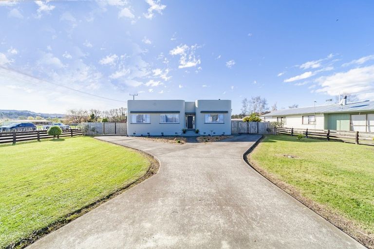 Photo of property in 10 Bibby Street, Waipawa, 4210