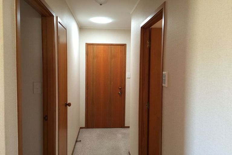 Photo of property in 8a Forest Glen, Orewa, 0931