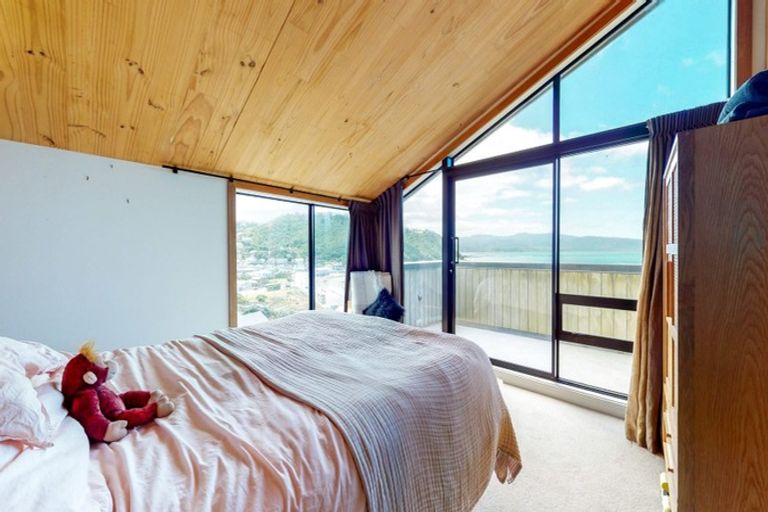 Photo of property in 4 Milne Terrace, Island Bay, Wellington, 6023