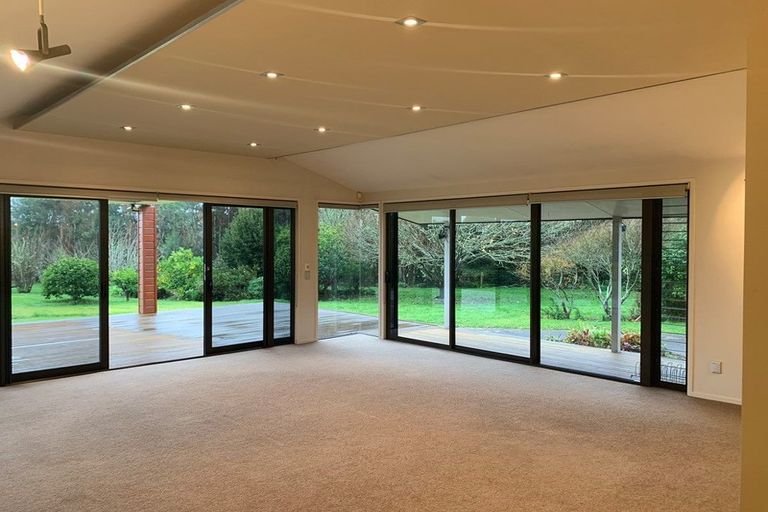 Photo of property in 16 Sinton Road, Hobsonville, Auckland, 0618