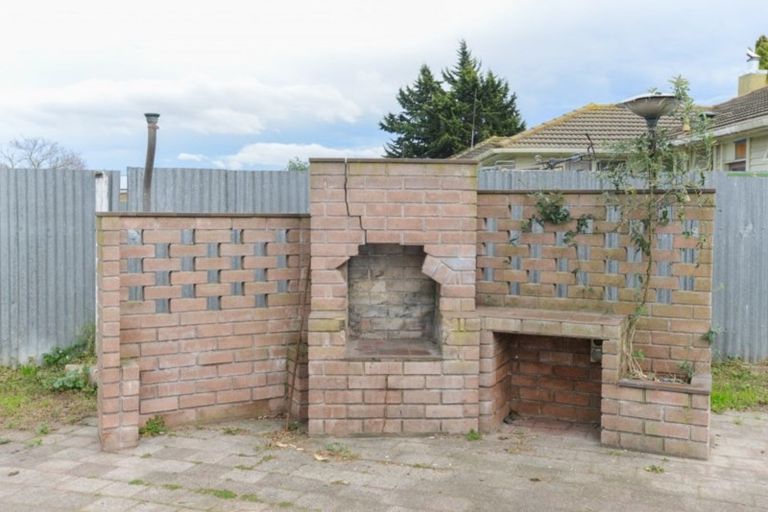 Photo of property in 30 Cottrell Crescent, Onekawa, Napier, 4110