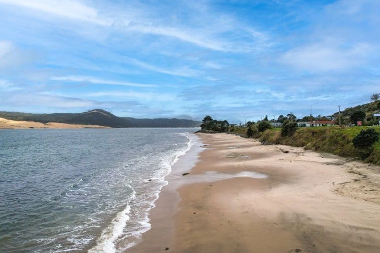 Photo of property in 219 Hokianga Harbour Drive, Omapere, Kaikohe, 0473