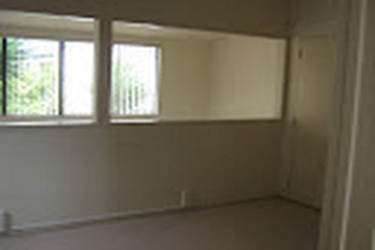 Photo of property in 2/89 Portage Road, New Lynn, Auckland, 0600