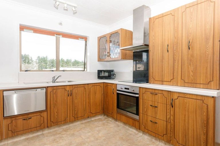 Photo of property in 47 Laws Road, Dannevirke, 4972