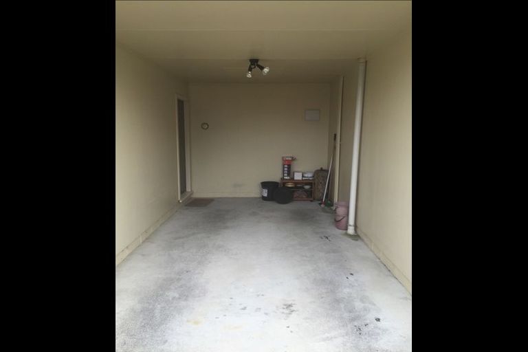 Photo of property in 2/89 Portage Road, New Lynn, Auckland, 0600