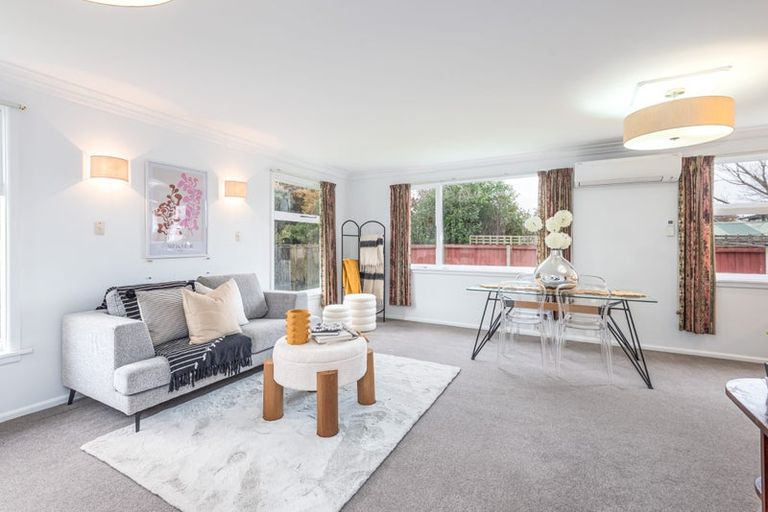 Photo of property in 320b Avonhead Road, Avonhead, Christchurch, 8042