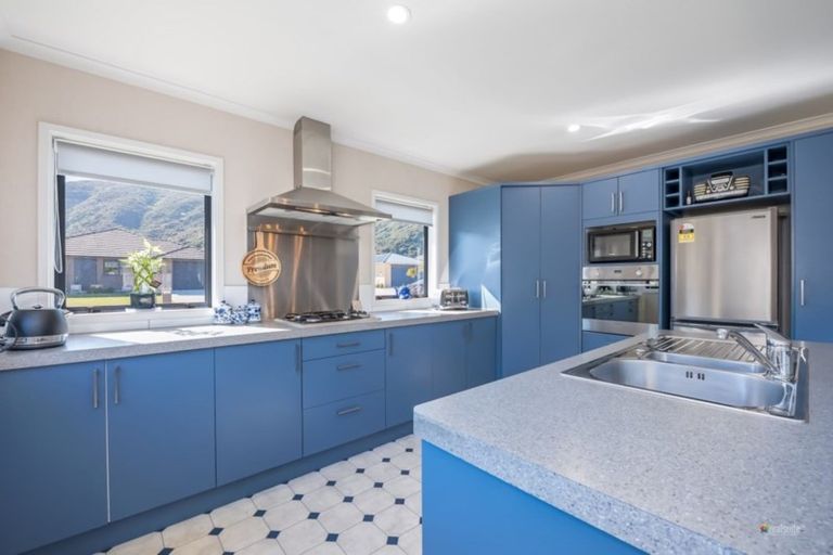 Photo of property in 4 Fraser Colman Grove, Wainuiomata, Lower Hutt, 5014