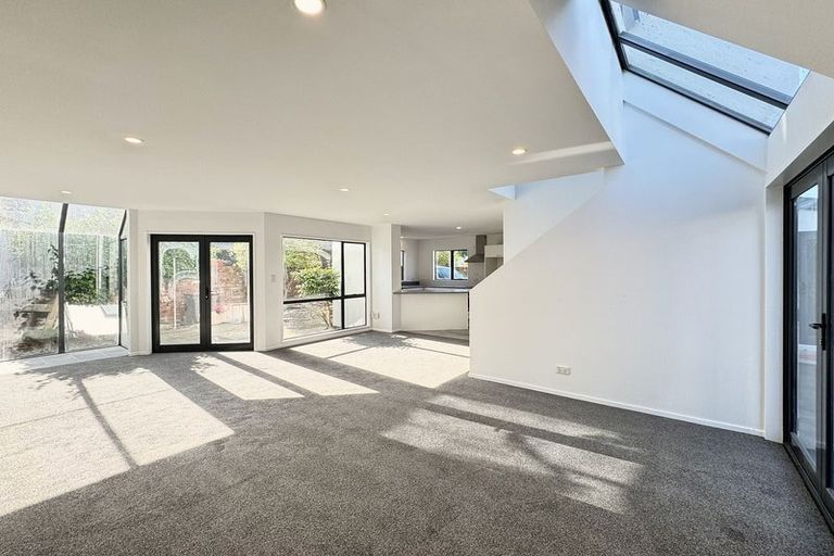 Photo of property in 5/44 London Street, Richmond, Christchurch, 8013