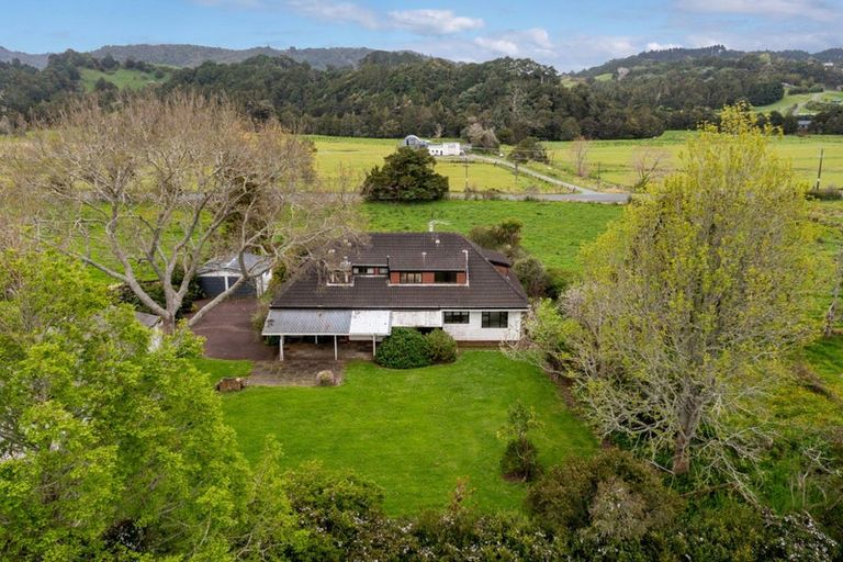 Photo of property in 288 Waitoki Road, Waitoki, Kaukapakapa, 0871