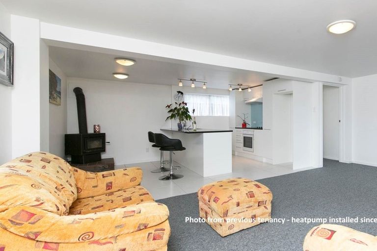 Photo of property in 108 Captain Scott Road, Glen Eden, Auckland, 0602