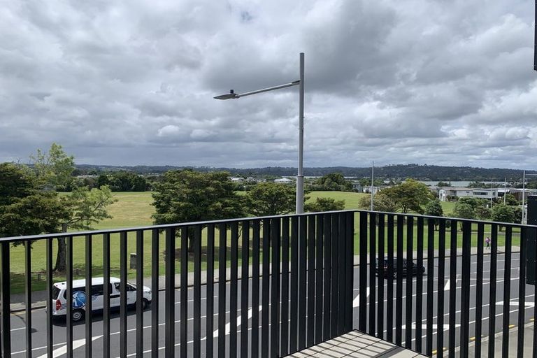 Photo of property in 203/4 Rauroa Lane, Hobsonville, Auckland, 0616