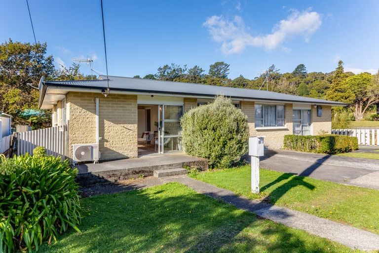 Photo of property in 95a Main Road, Wainuiomata, Lower Hutt, 5014