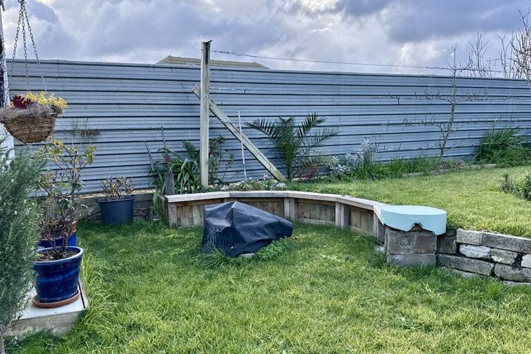 Photo of property in 29 Churchill Crescent, Tawhero, Whanganui, 4501