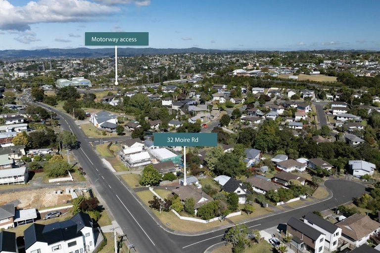 Photo of property in 32 Moire Road, Massey, Auckland, 0614