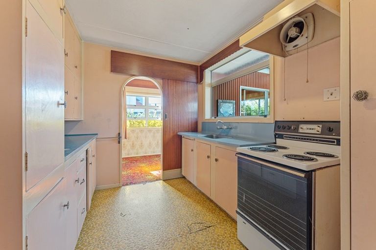 Photo of property in 22 Budleigh Street, Frankleigh Park, New Plymouth, 4310