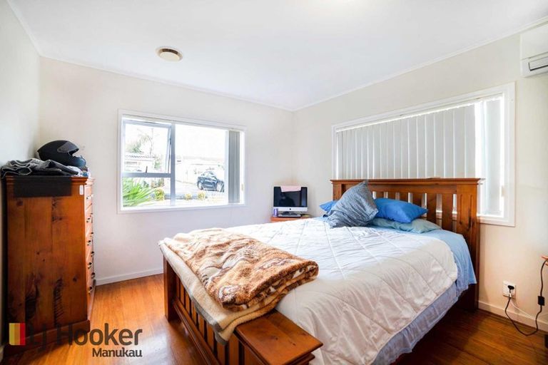 Photo of property in 61 Christmas Road, Manurewa, Auckland, 2102