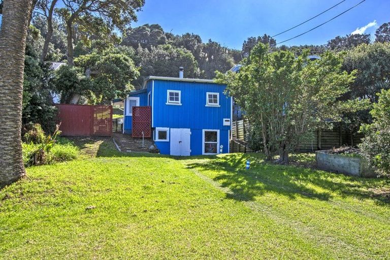 Photo of property in 53 Sea View Road, Baylys Beach, Dargaville, 0377