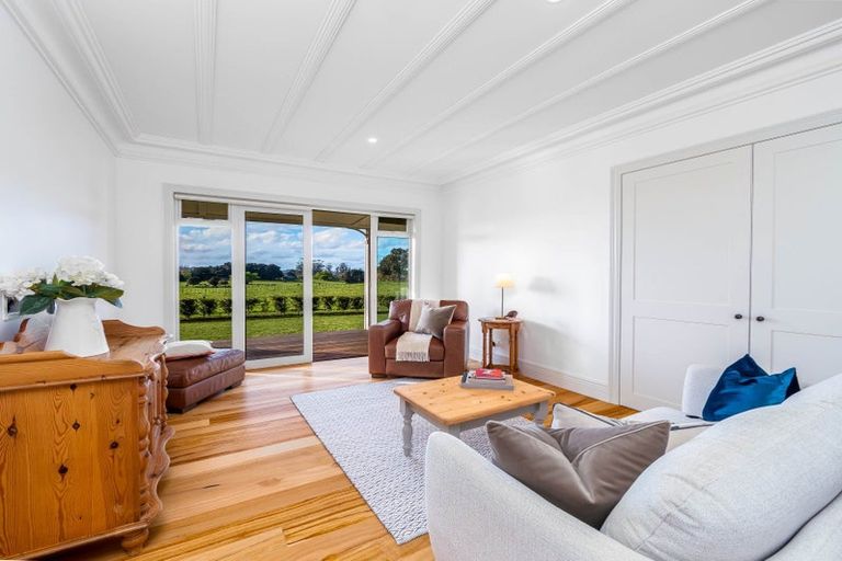 Photo of property in 355a Waikaramu Road, Waimate North, Kaikohe, 0472