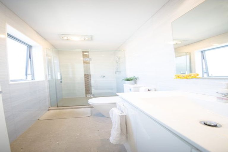 Photo of property in 33 Lockheed Street, Hobsonville, Auckland, 0618