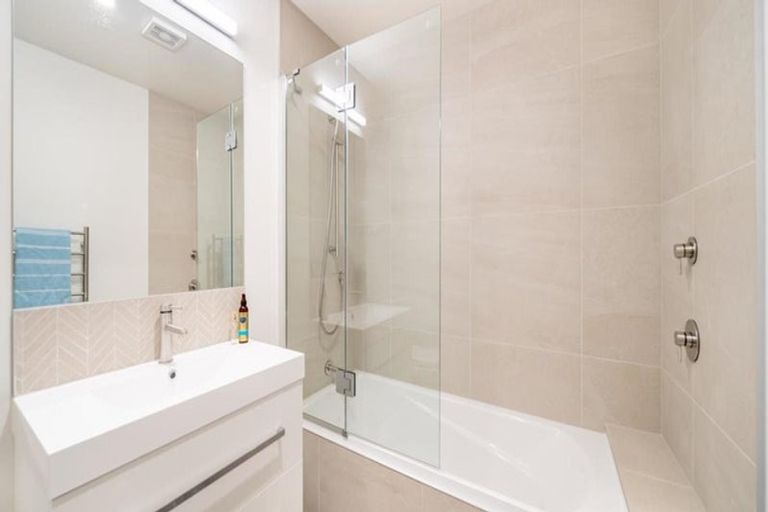 Photo of property in 37 Holystone Road, Whitby, Porirua, 5024