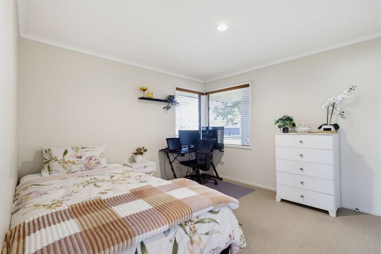 Photo of property in 15 Stonebridge Park Drive, Holdens Bay, Rotorua, 3010