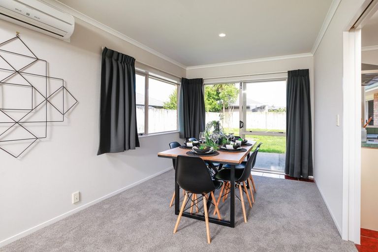 Photo of property in 4 Holford Place, Huntington, Hamilton, 3210