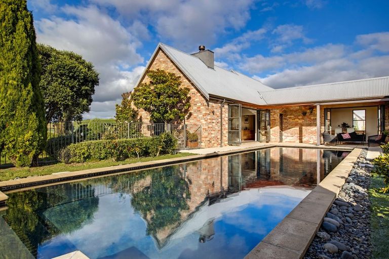 Photo of property in 73a Clark Road, Karaka, Papakura, 2580