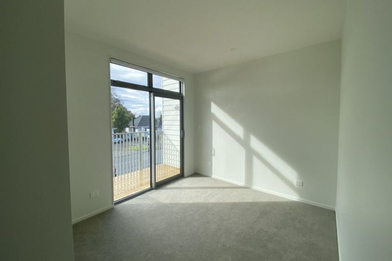 Photo of property in 588b Te Atatu Road, Te Atatu Peninsula, Auckland, 0610
